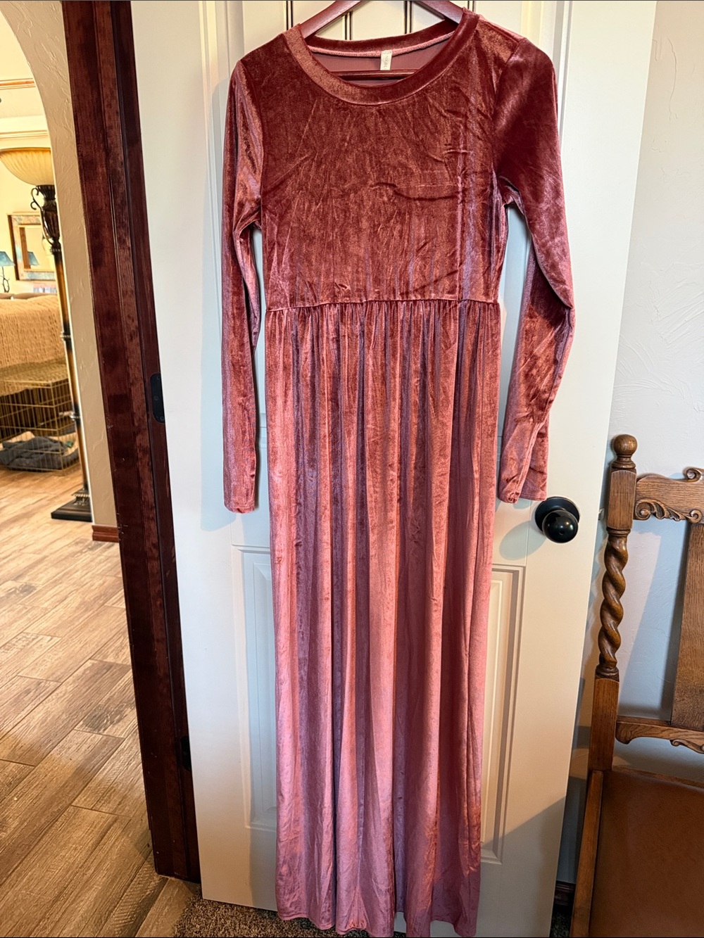 Velvety Maxi Dress in Dusty Rose. Size S based on 17” Pit to Pit.
